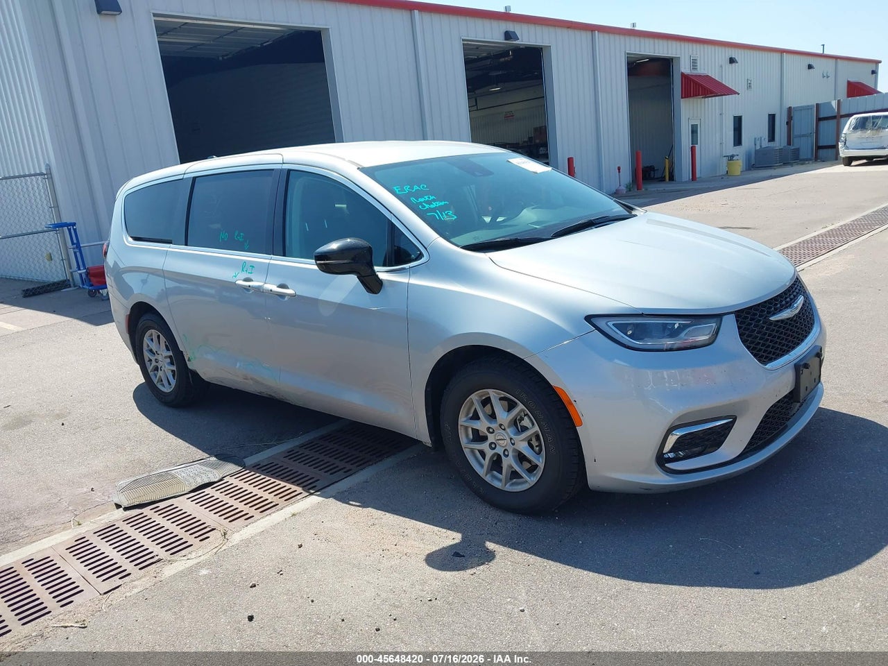 2C4RC1BG8RR****** · 2024 CHRYSLER PACIFICA TOURING L