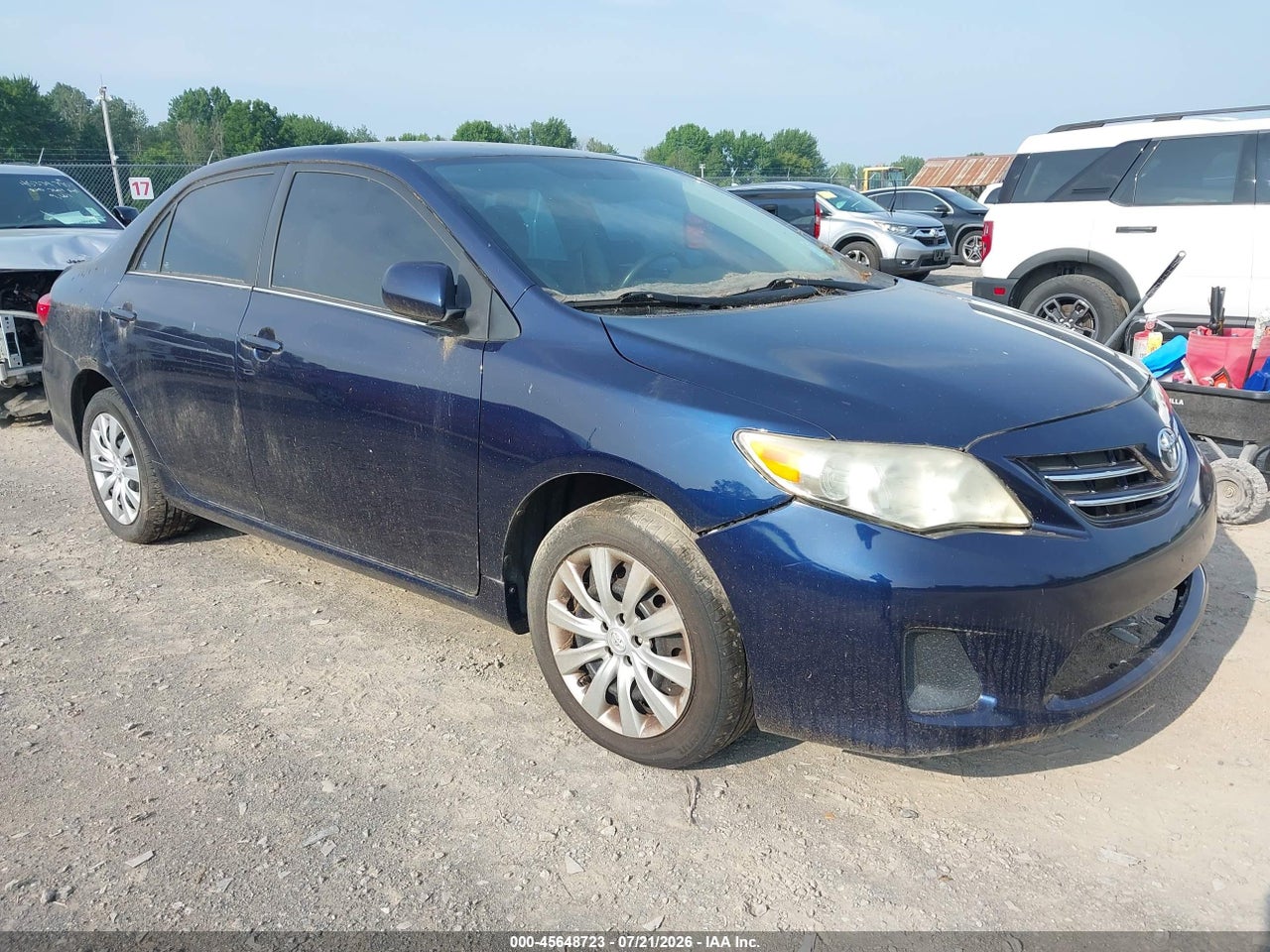 5YFBU4EE9DP****** · 2013 TOYOTA COROLLA LE