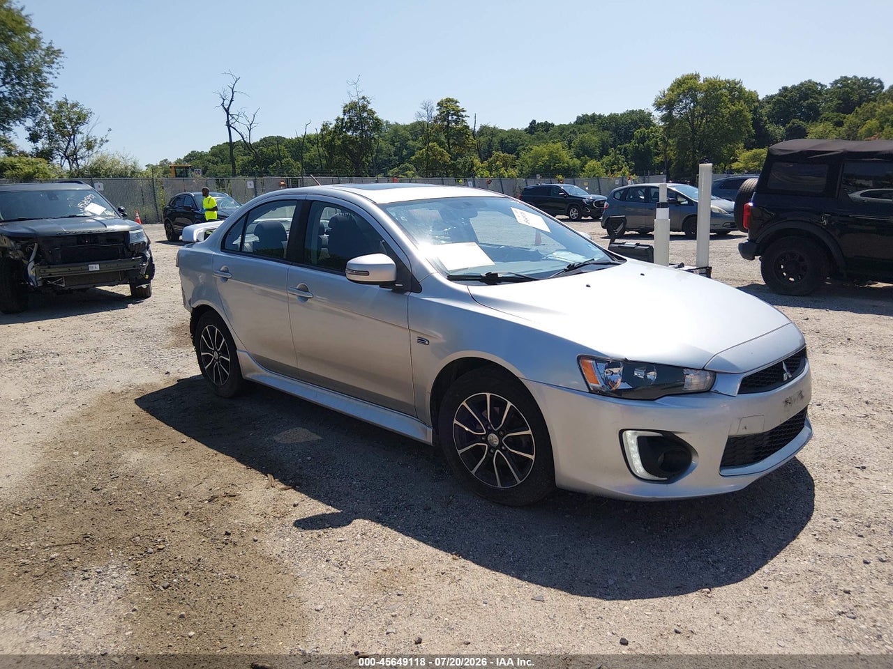 JA32U2FU3HU****** · 2017 MITSUBISHI LANCER ES