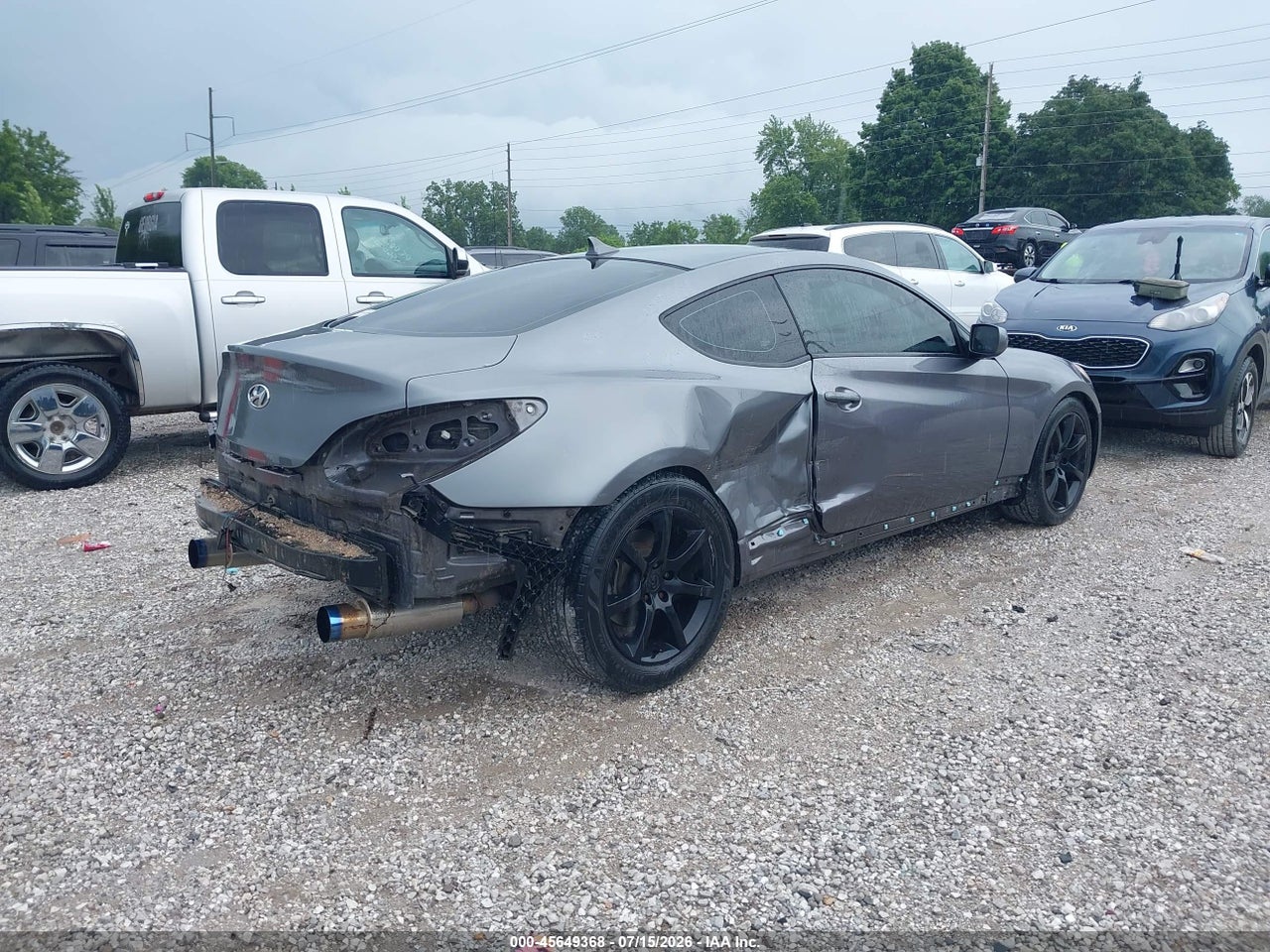 2011 HYUNDAI GENESIS 2.0T · 4/11