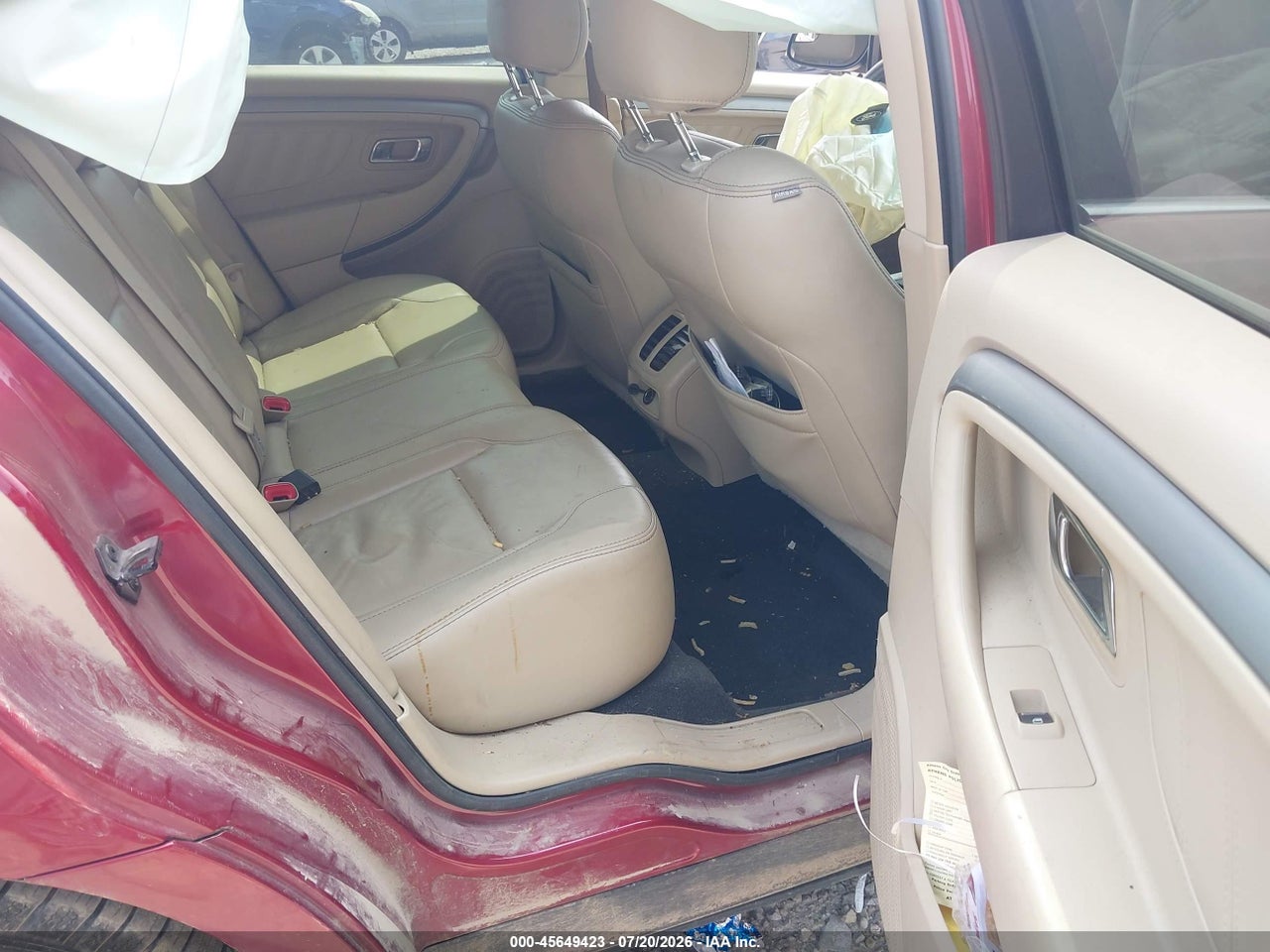 1FAHP2E86EG****** · 2014 FORD TAURUS SEL · 8/11