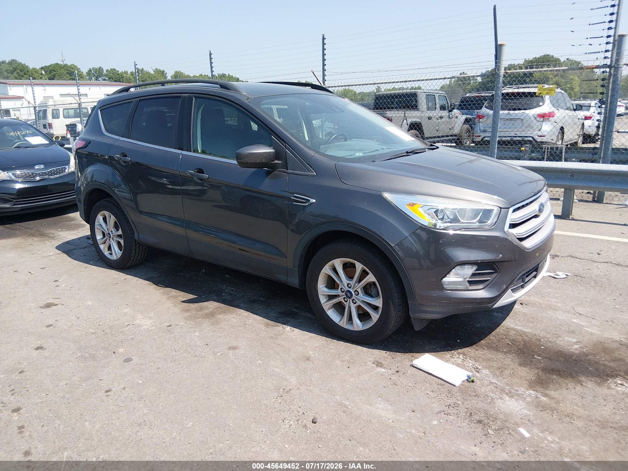 1FMCU0HD9JU****** · 2018 FORD ESCAPE SEL