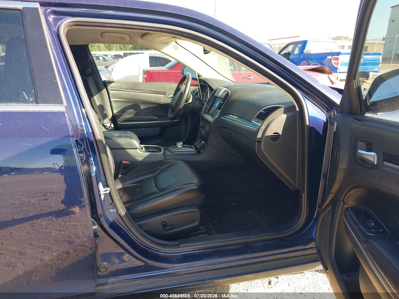 2017 CHRYSLER 300 LIMITED · 5/11
