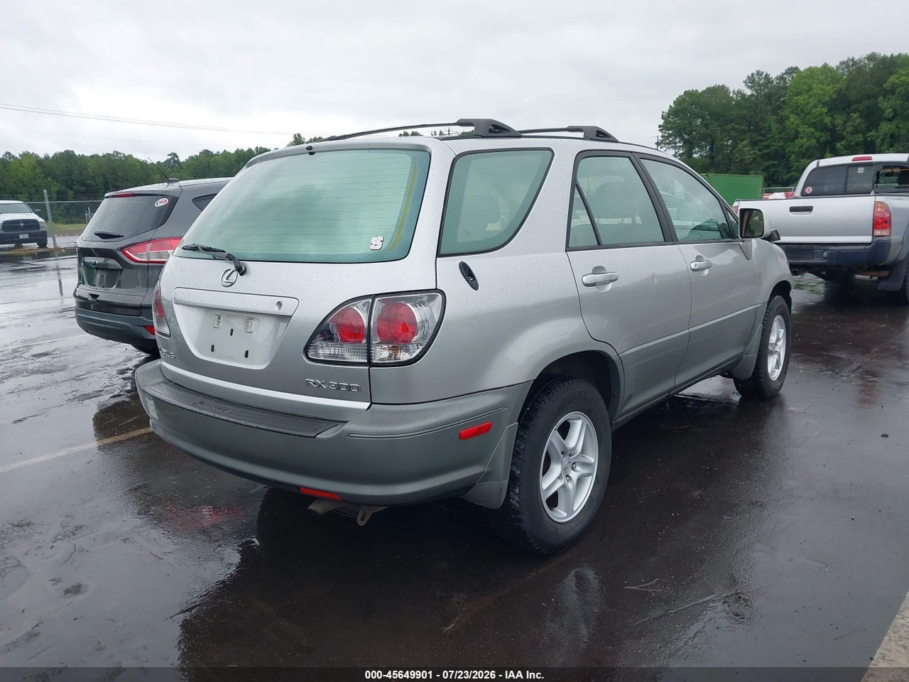 2001 LEXUS RX 300 · 4/10