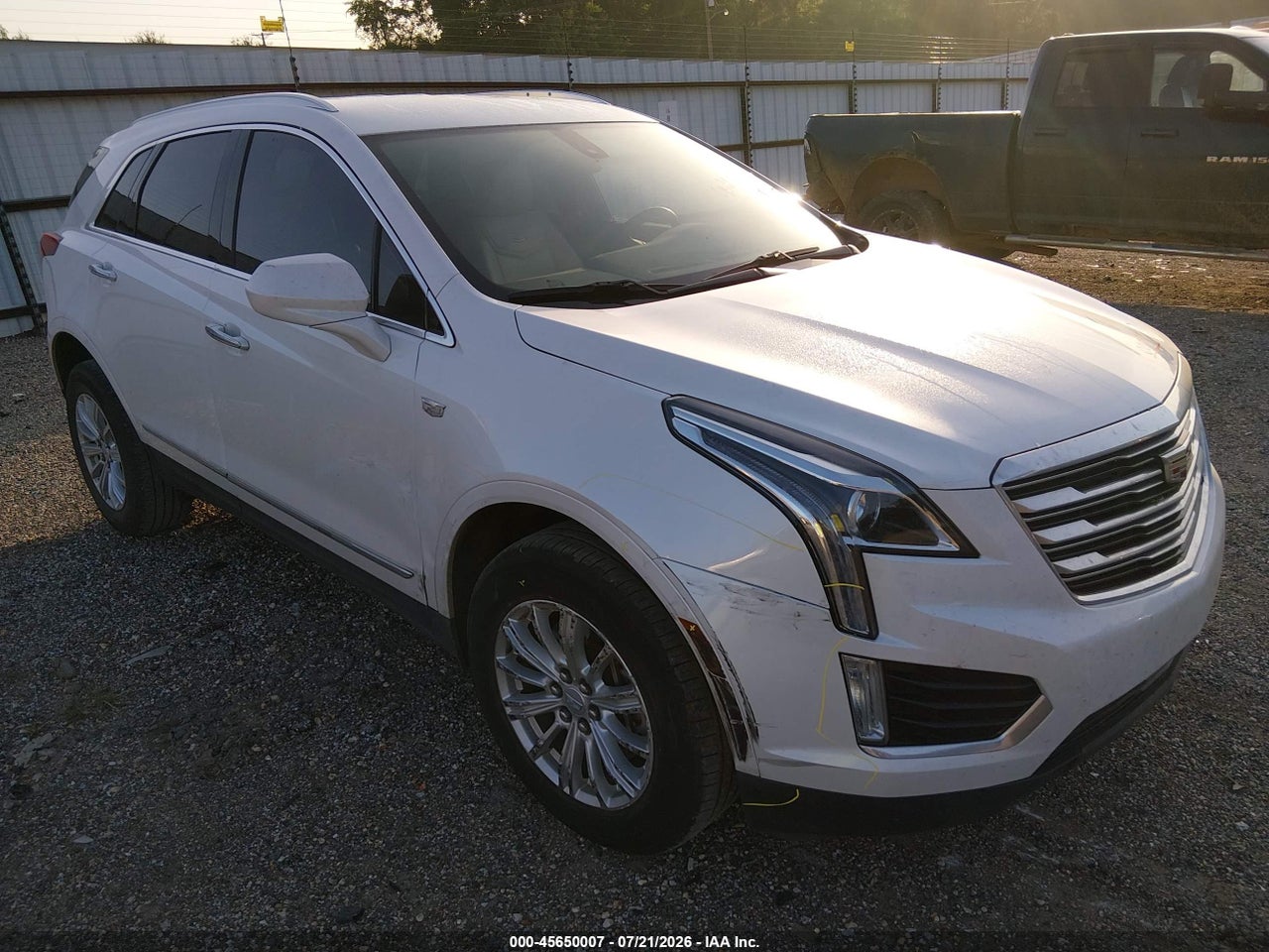 1GYKNARS8HZ****** · 2017 CADILLAC XT5 STANDARD
