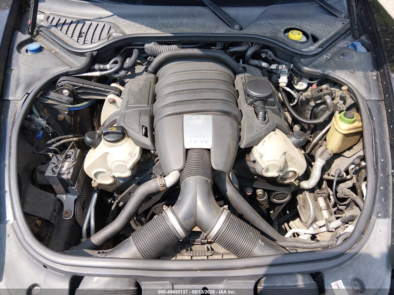 WP0AA2A77CL****** · 2012 PORSCHE PANAMERA 4 · 10/11