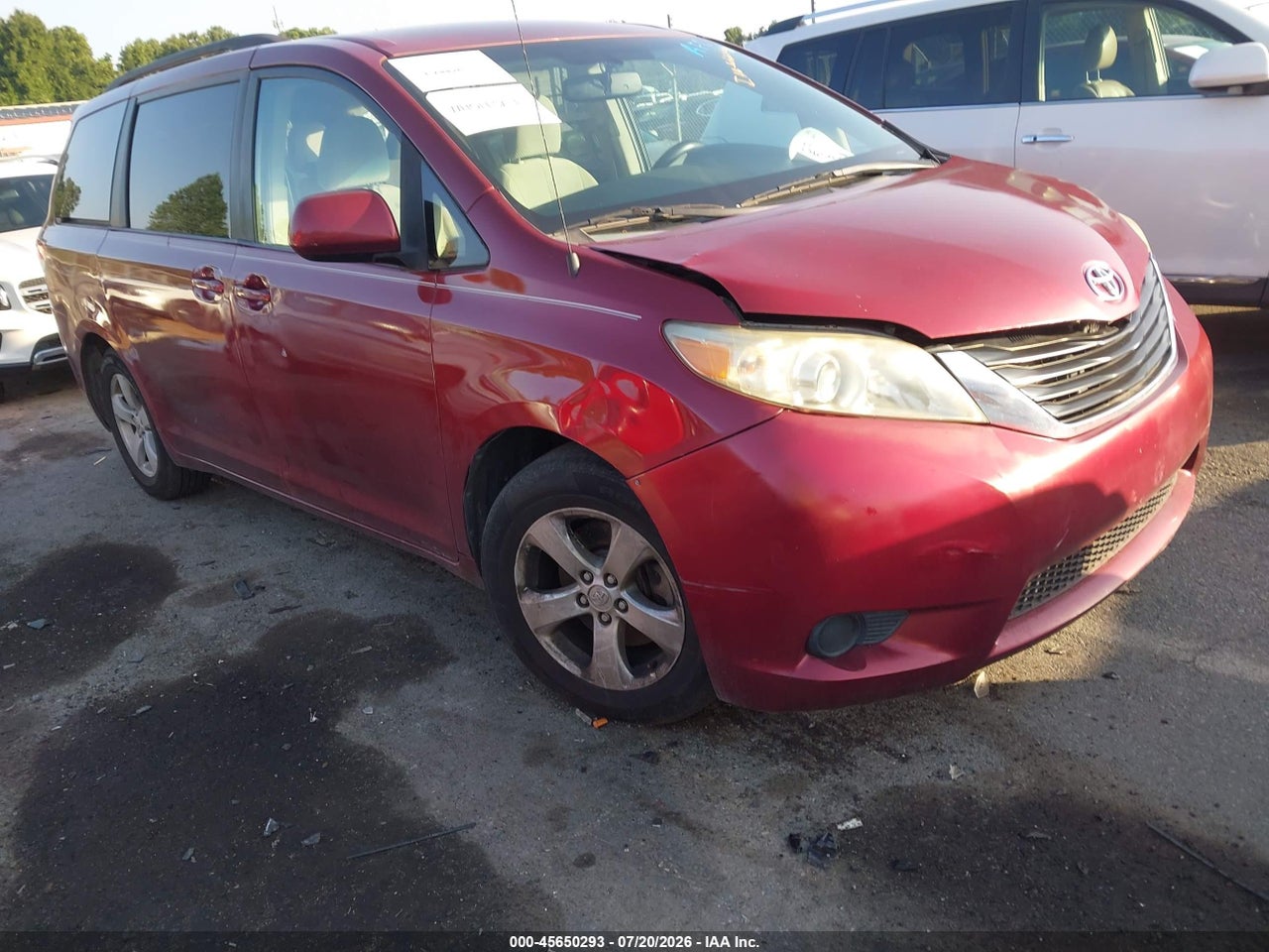5TDKK3DC9BS****** · 2011 TOYOTA SIENNA LE V6
