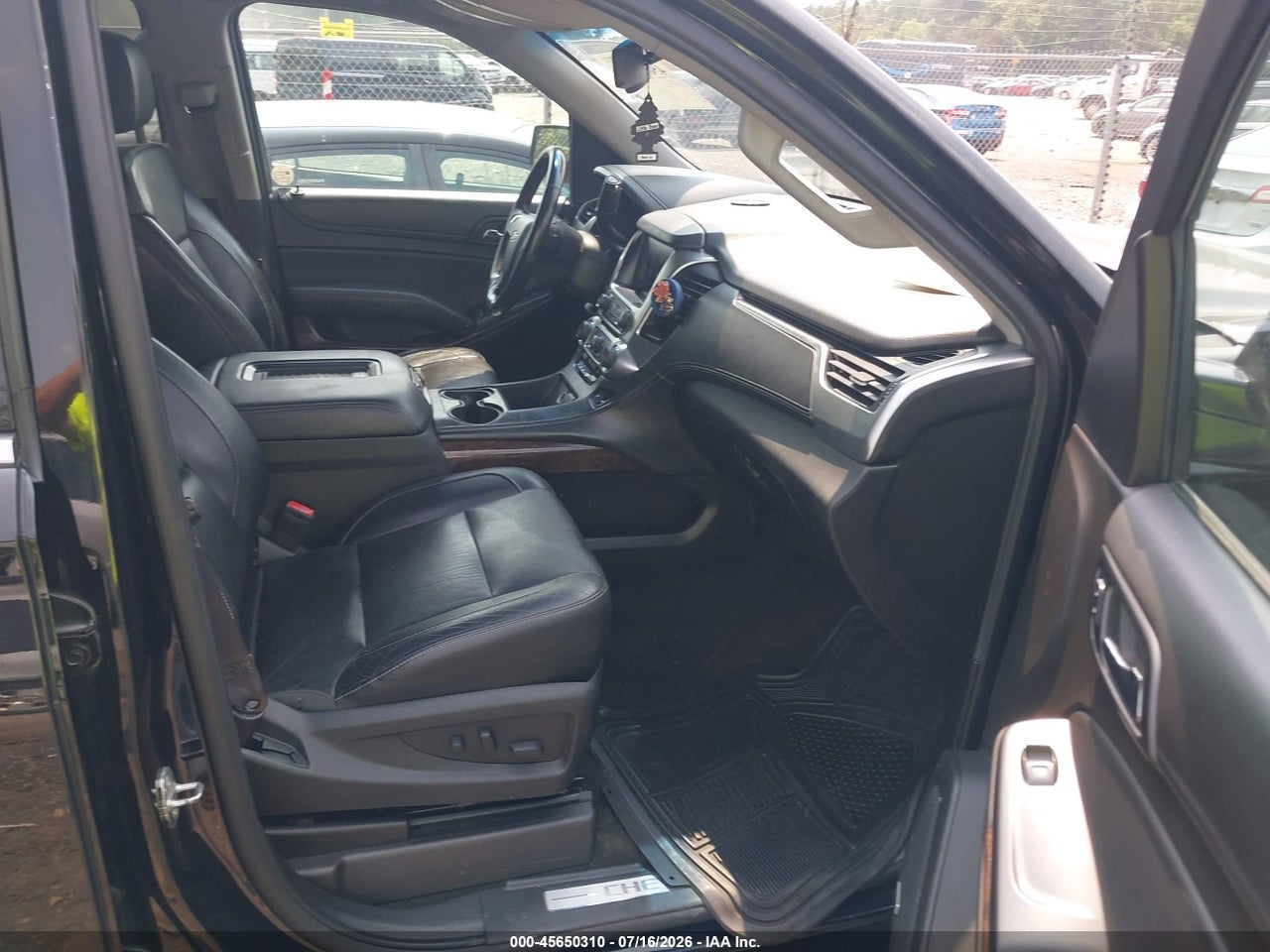 2017 CHEVROLET SUBURBAN LT · 5/11