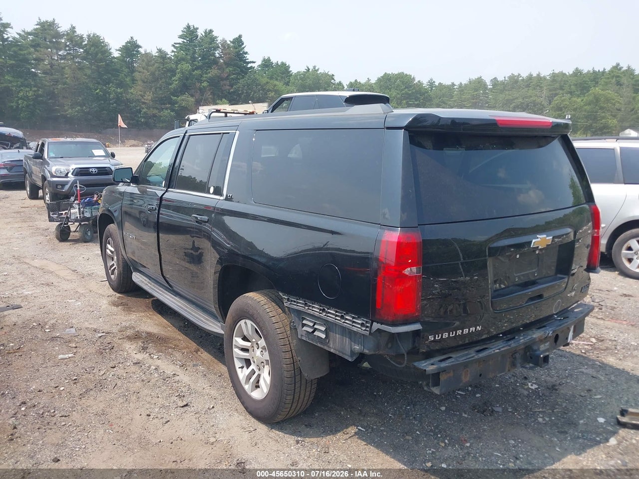 2017 CHEVROLET SUBURBAN LT · 3/11