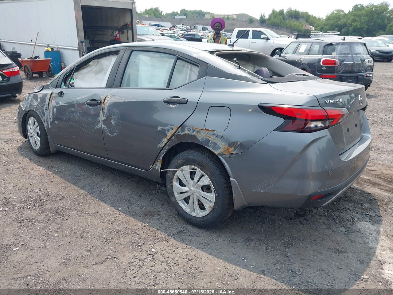 2021 NISSAN VERSA S XTRONIC CVT · 3/11