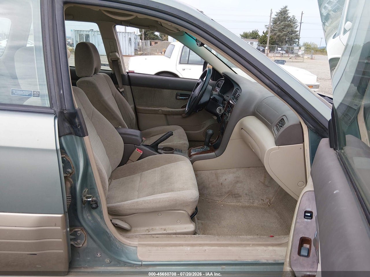 2003 SUBARU OUTBACK   · 5/11