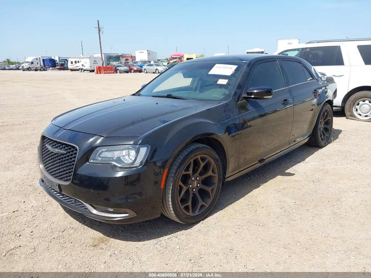 2018 CHRYSLER 300 300S · 2/11