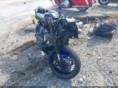 JYARM38E4RA****** · 2024 YAMAHA YZFR7