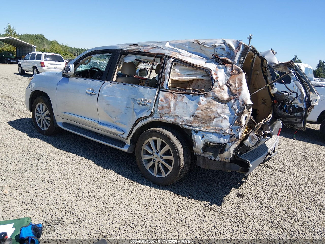 2011 LEXUS LX 570   · 3/11