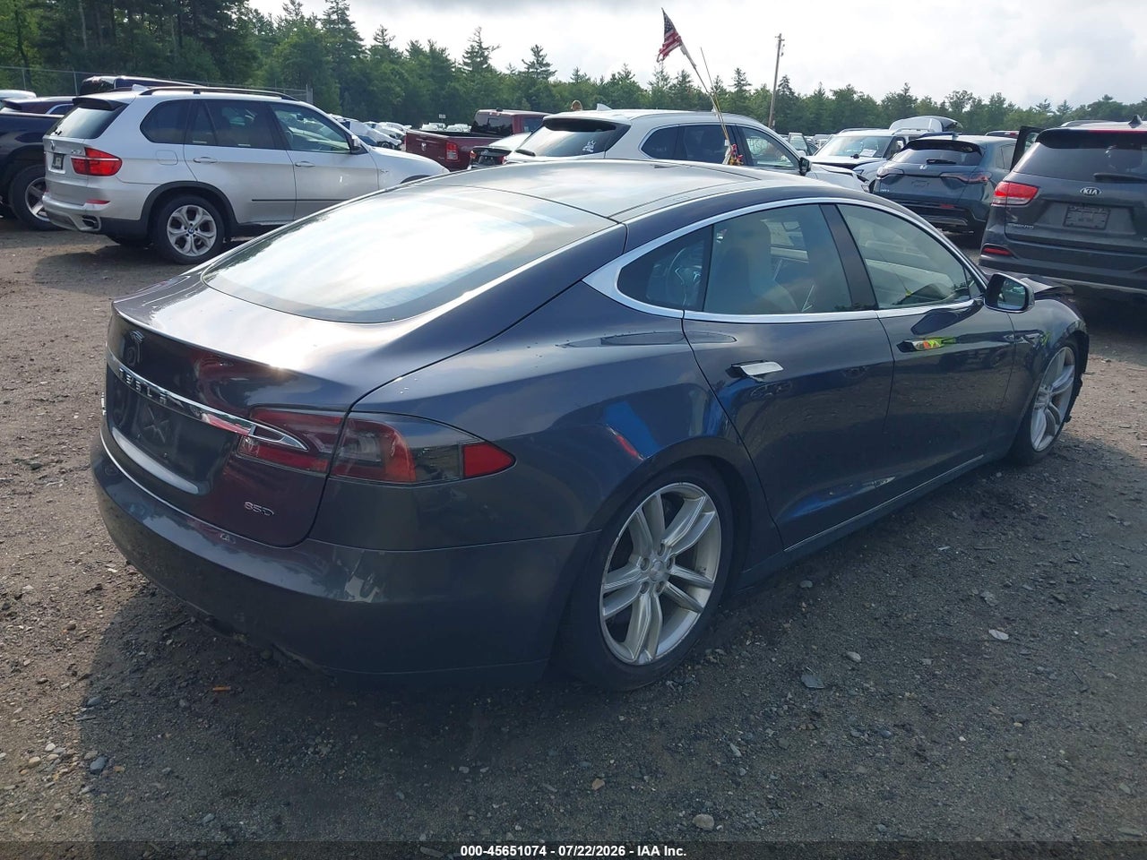 2015 TESLA MODEL S 70D/85D/P85D · 4/11