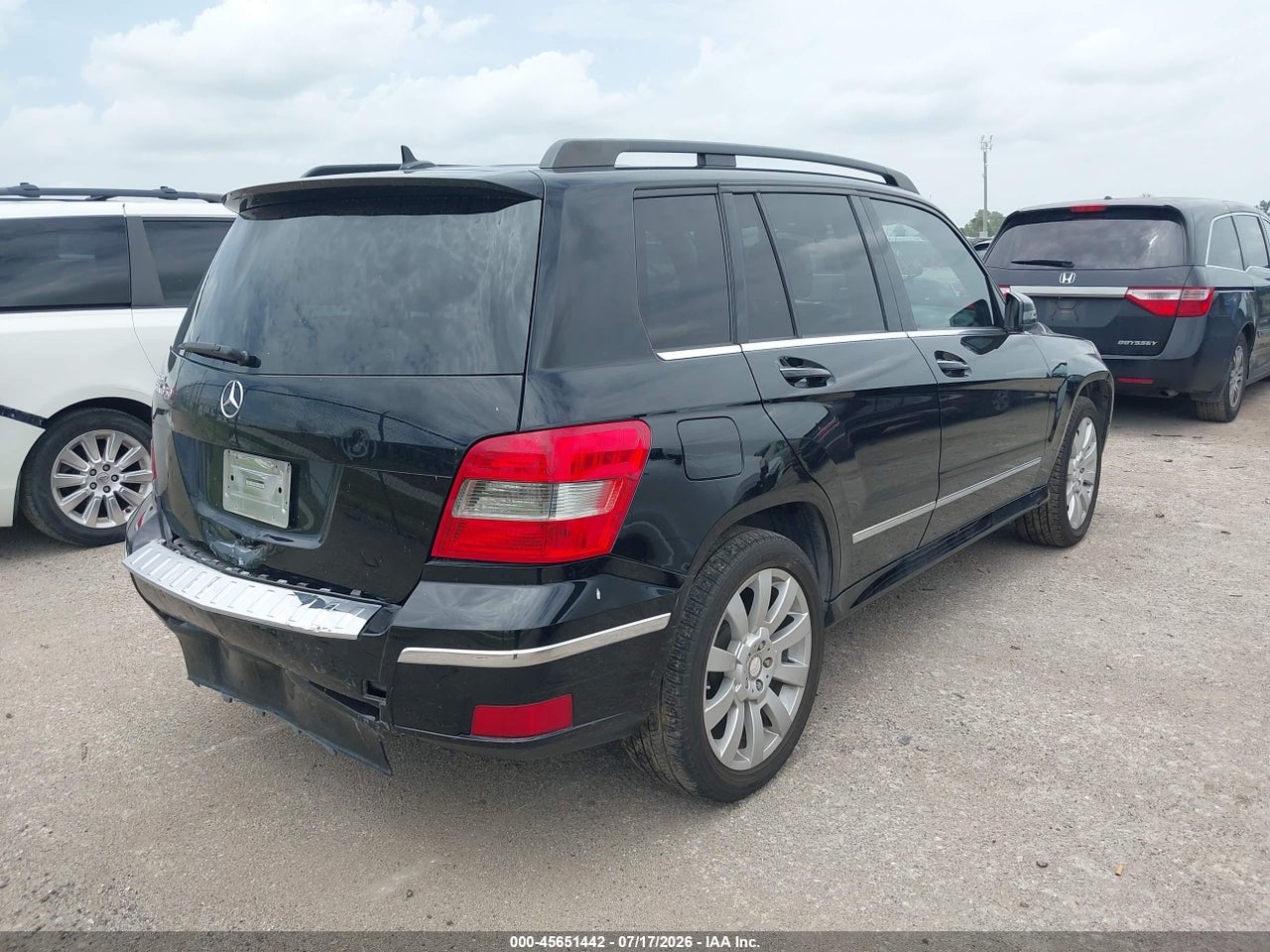 2012 MERCEDES-BENZ GLK 350   · 4/11