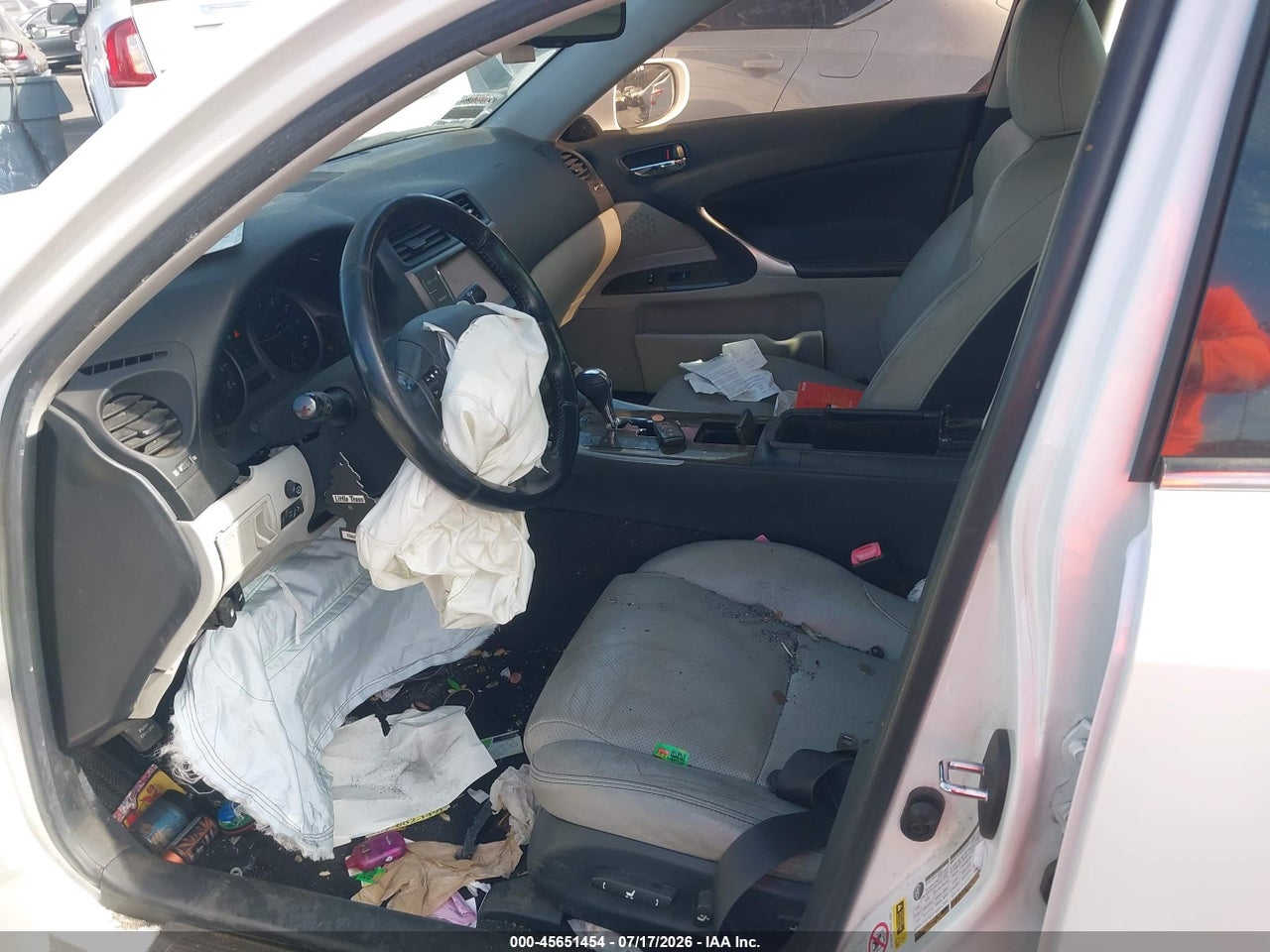 2009 LEXUS IS 250   · 5/11