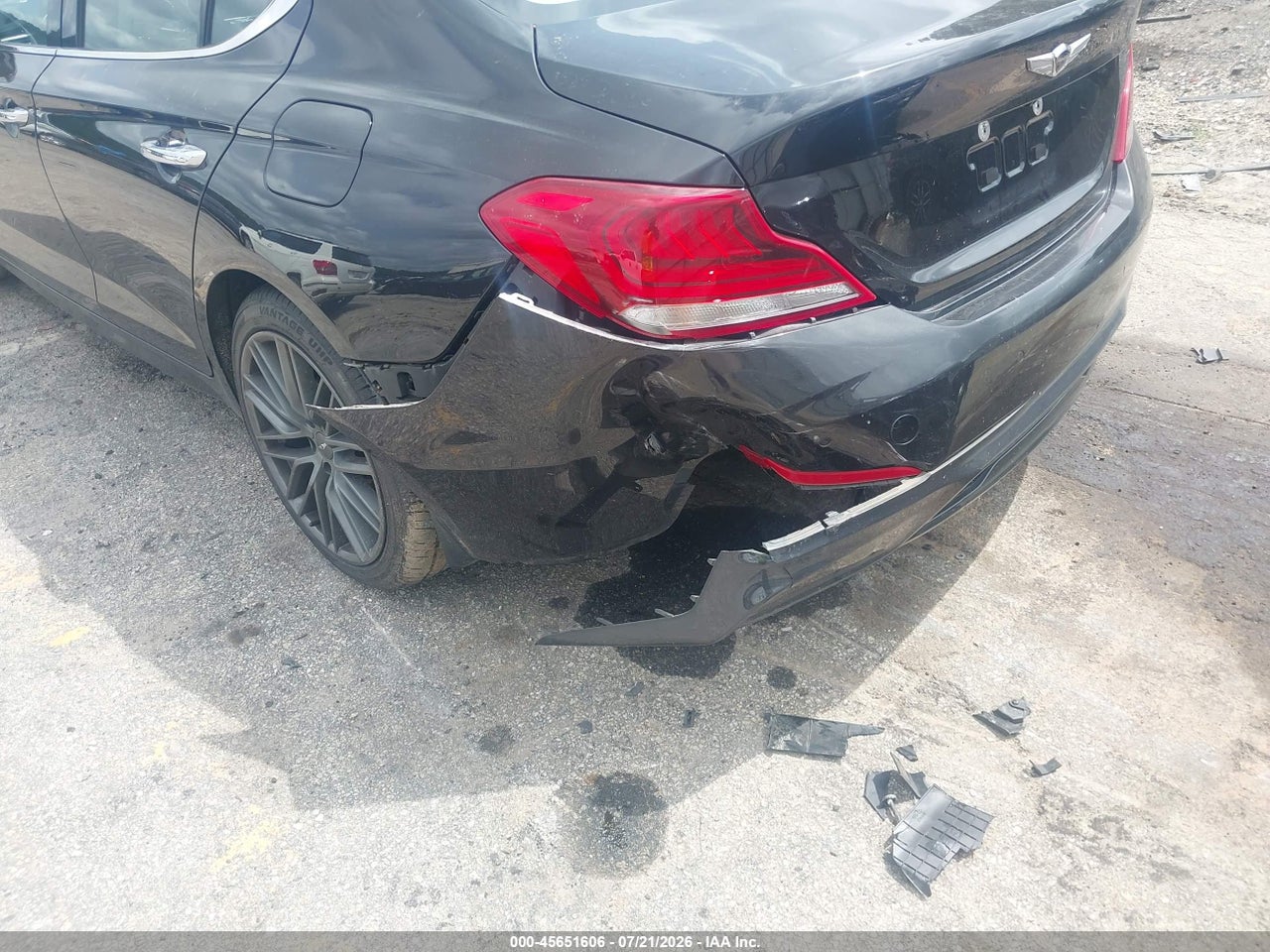2019 GENESIS G70 2.0T ADVANCED · 6/11