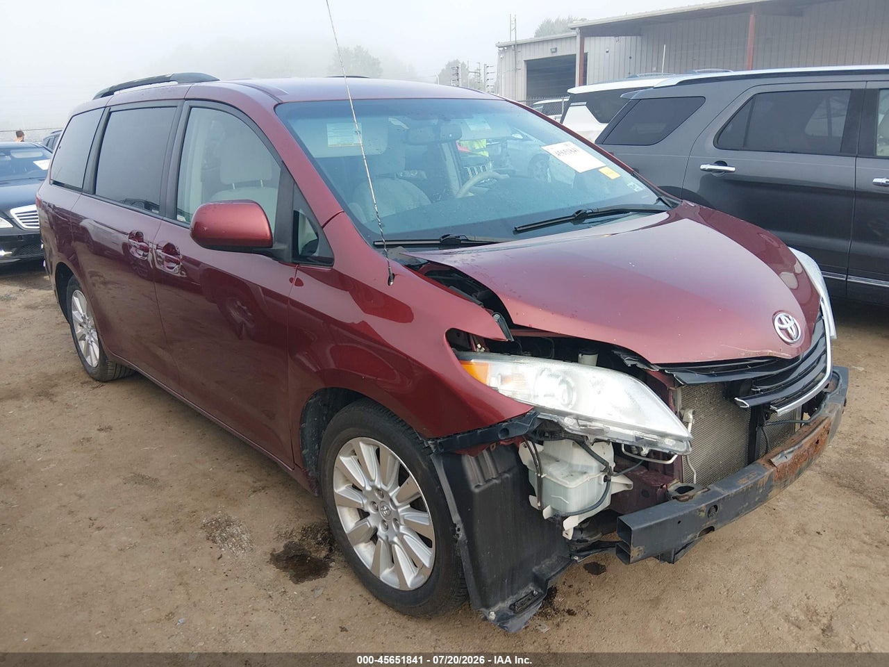 5TDJK3DC5DS****** · 2013 TOYOTA SIENNA LE 7 PASSENGER
