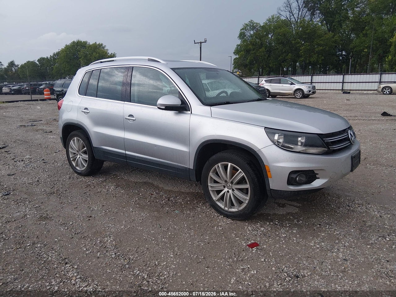 WVGBV7AX5CW****** · 2012 VOLKSWAGEN TIGUAN SE