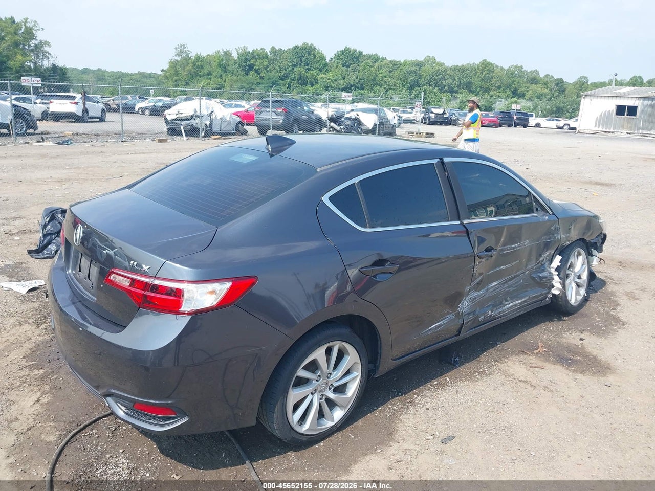 2016 ACURA ILX PREMIUM PACKAGE/TECHNOLOGY PLUS PACKAGE · 4/11