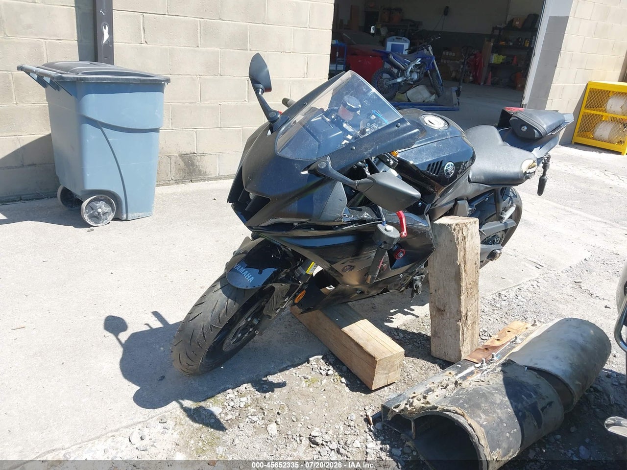 2025 YAMAHA YZFR7 · 2/11