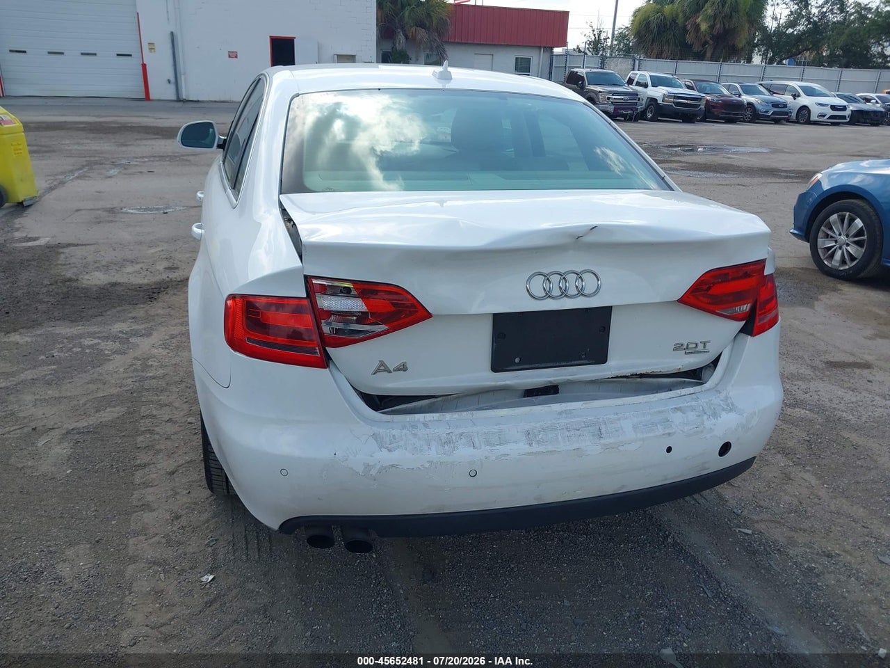 2009 AUDI A4 2.0T PREMIUM · 6/11