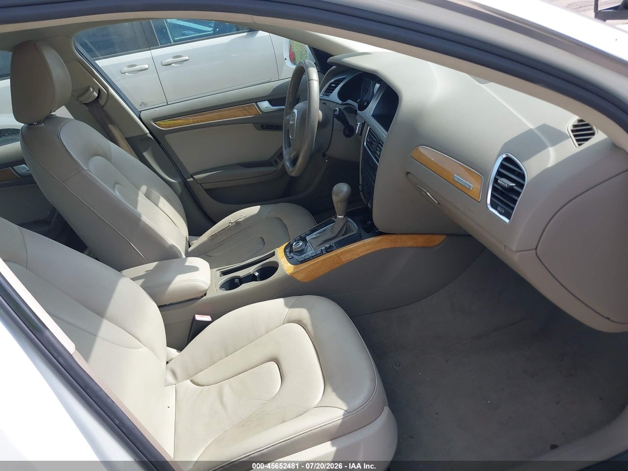 2009 AUDI A4 2.0T PREMIUM · 5/11