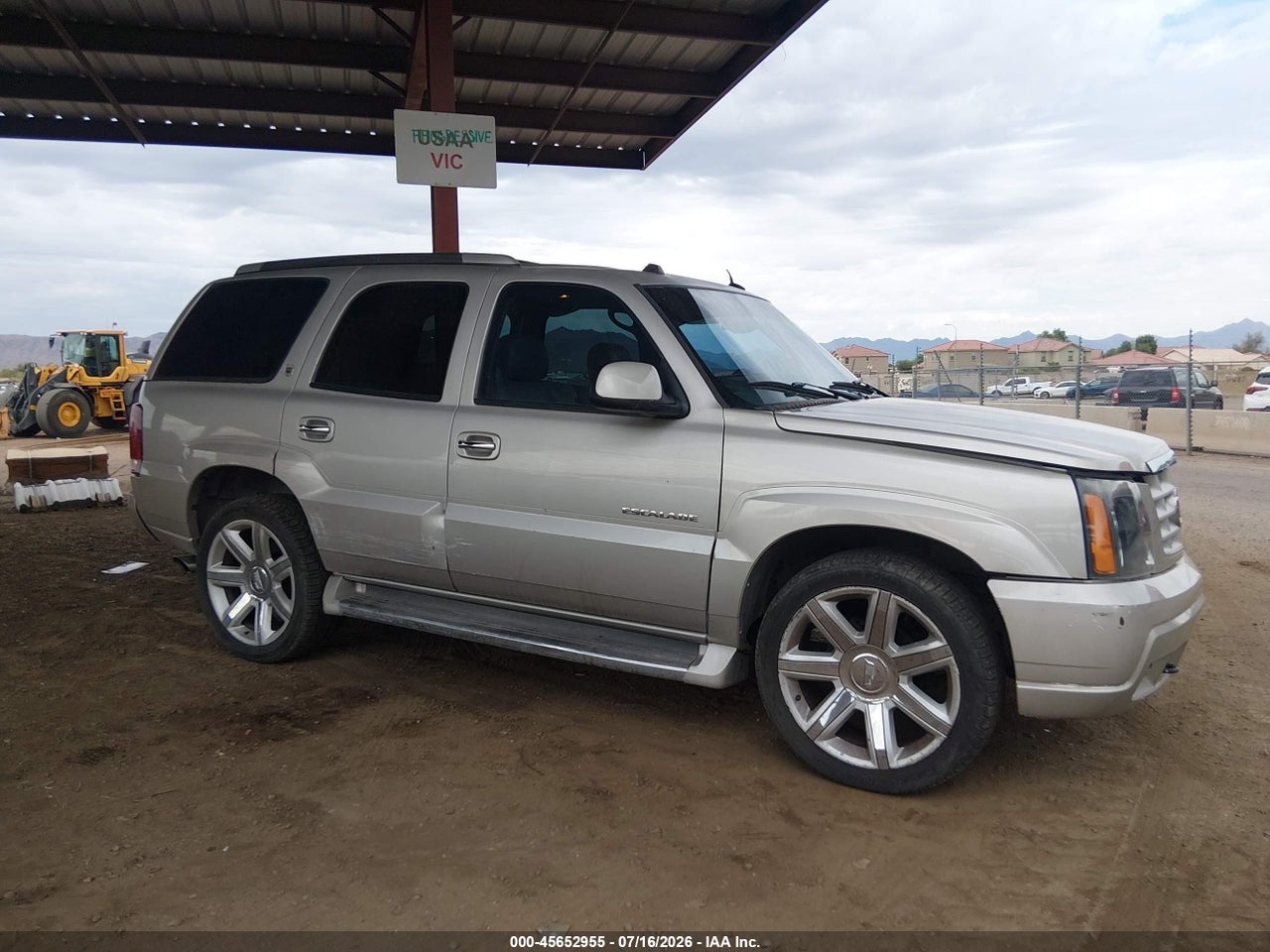 2004 CADILLAC ESCALADE STANDARD · 6/11