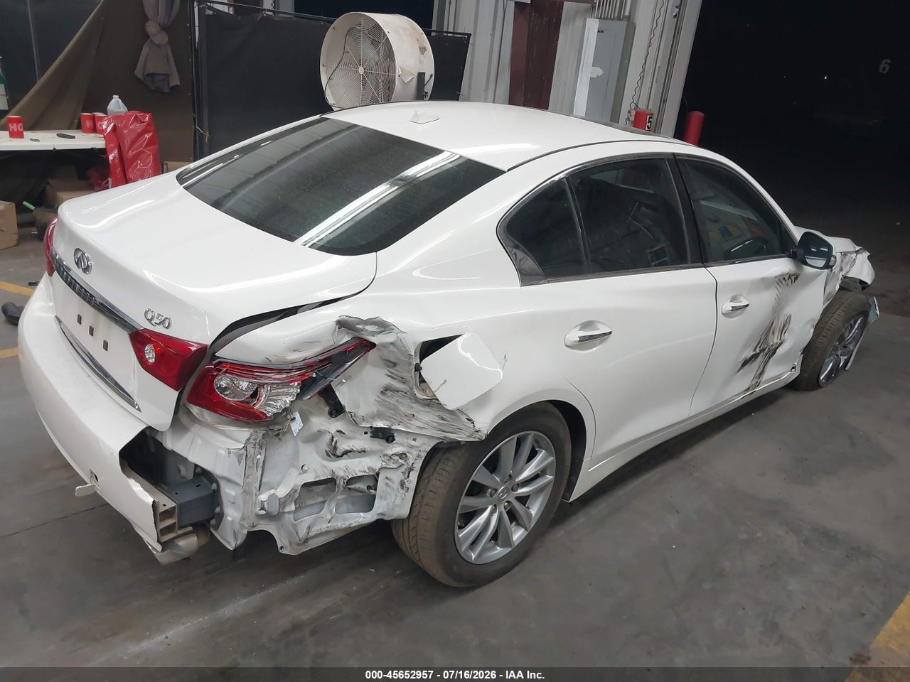 2015 INFINITI Q50 PREMIUM · 4/11