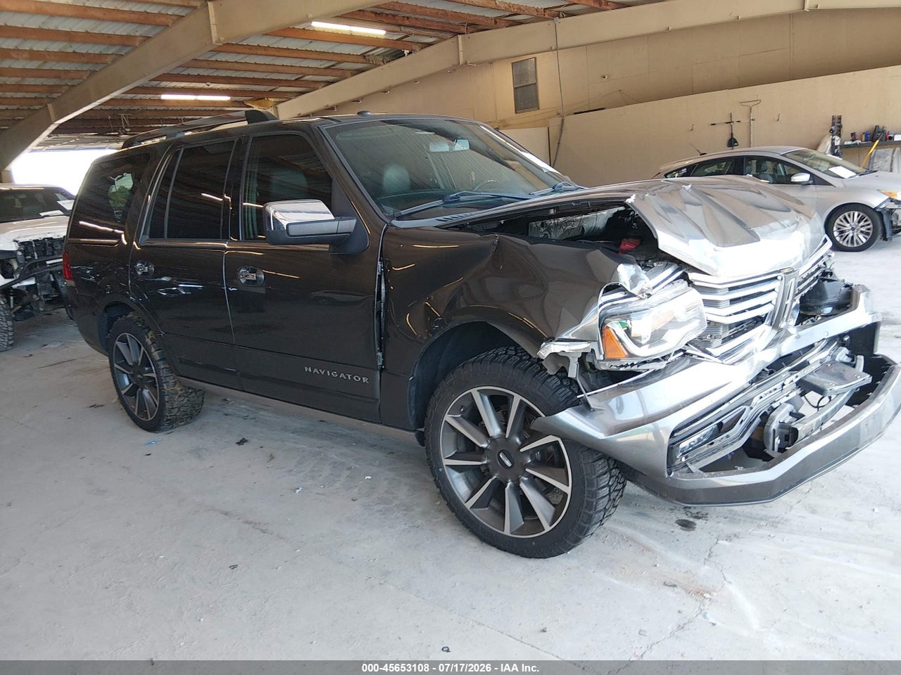 5LMJJ2LT1HE****** · 2017 LINCOLN NAVIGATOR RESERVE