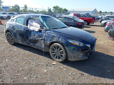 2018 MAZDA MAZDA3 TOURING