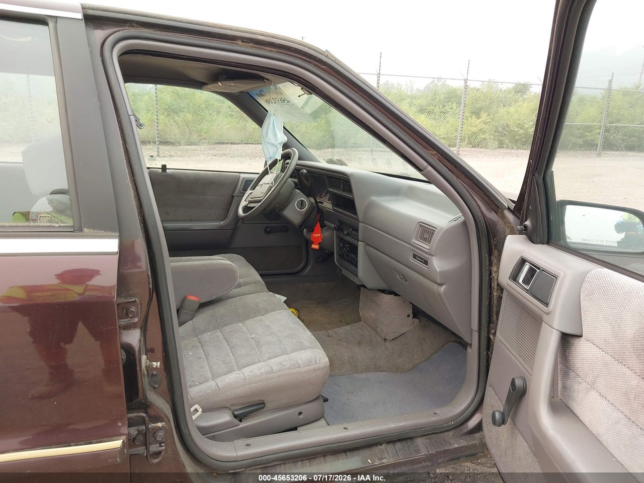 1995 DODGE SPIRIT   · 5/11