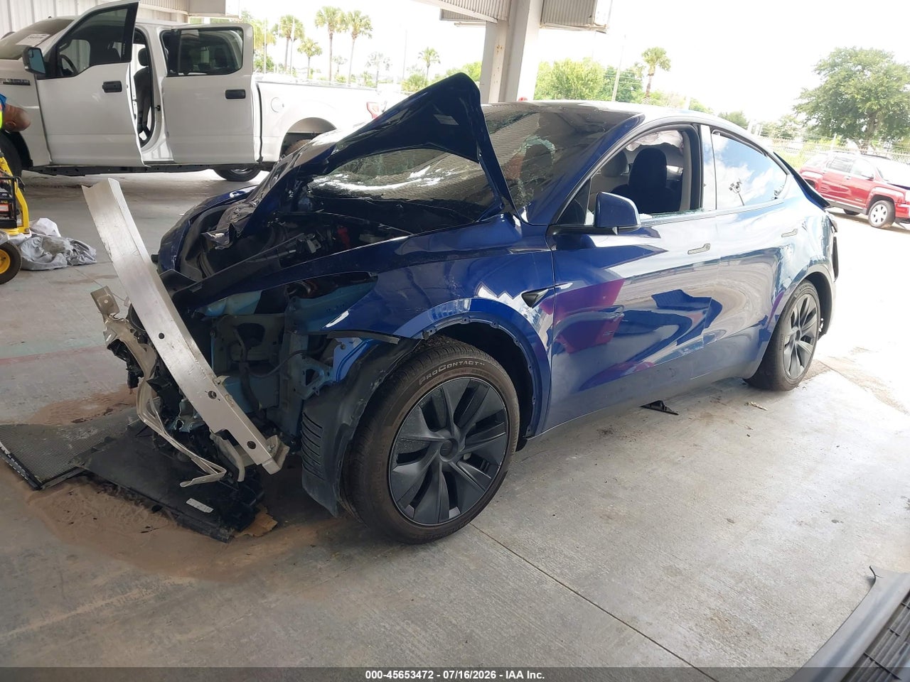 2024 TESLA MODEL Y LONG RANGE DUAL MOTOR ALL-WHEEL DRIVE · 2/9