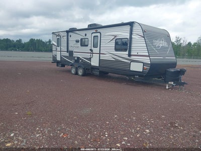 5SFPB3122HE****** · 2017 HEARTLAND RV PIONEER