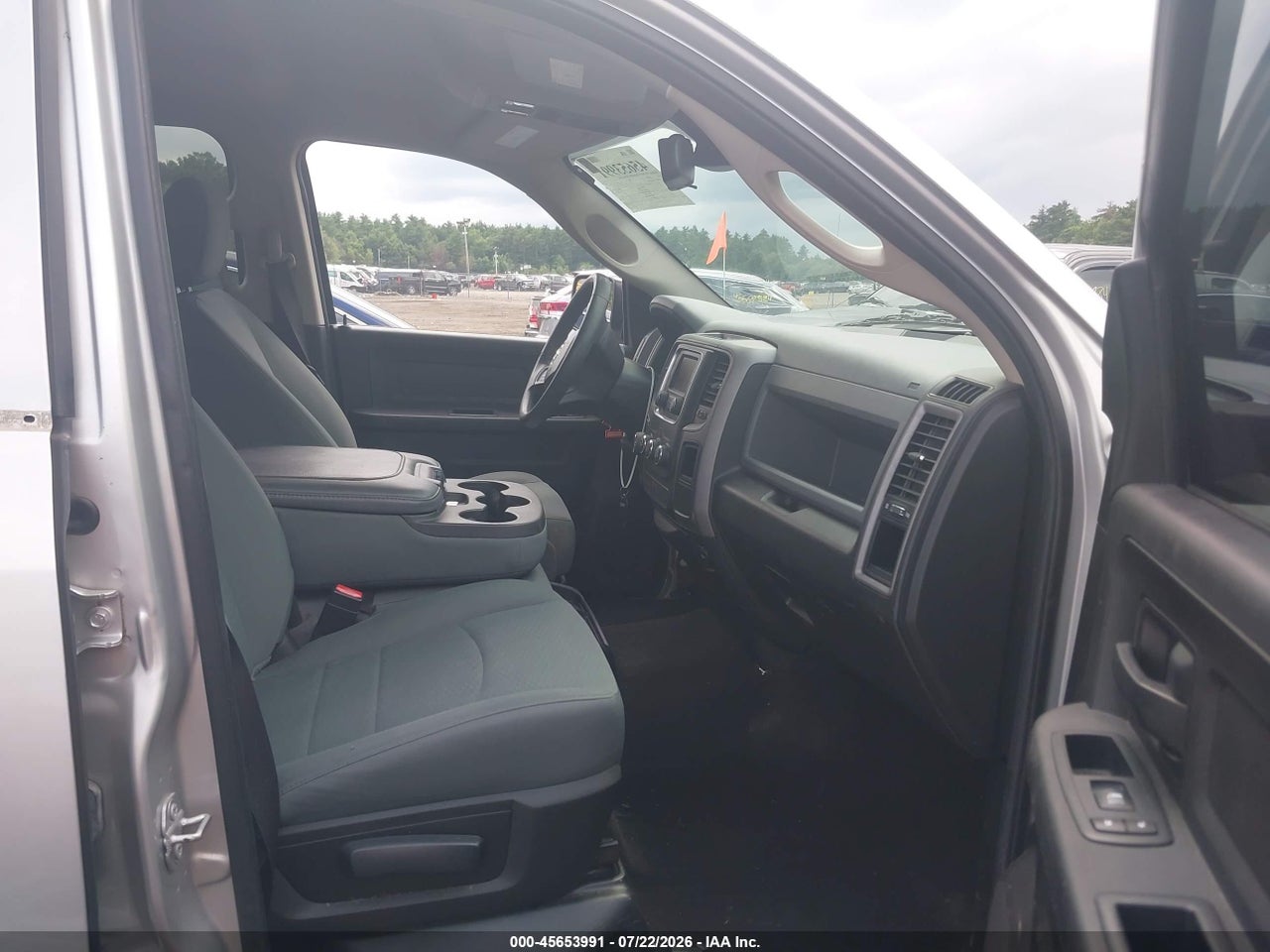 2016 RAM 1500 TRADESMAN · 5/11
