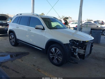 2025 MERCEDES-BENZ GLB 250  