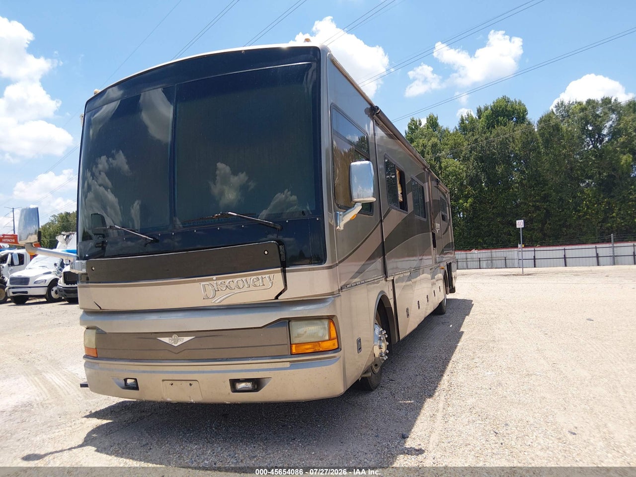 2004 FREIGHTLINER CHASSIS X LINE MOTOR HOME · 2/11