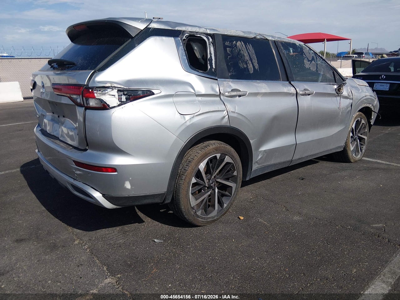 2022 MITSUBISHI OUTLANDER BLACK EDITION 2WD/SE 2.5 2WD/SE LAUNCH EDITION 2WD · 4/10