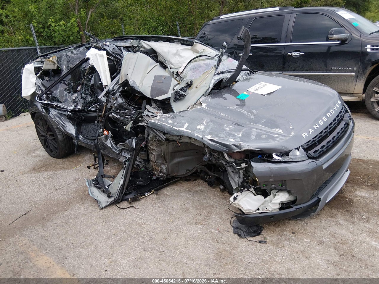 SALVP2BG8FH****** · 2015 LAND ROVER RANGE ROVER EVOQUE PURE