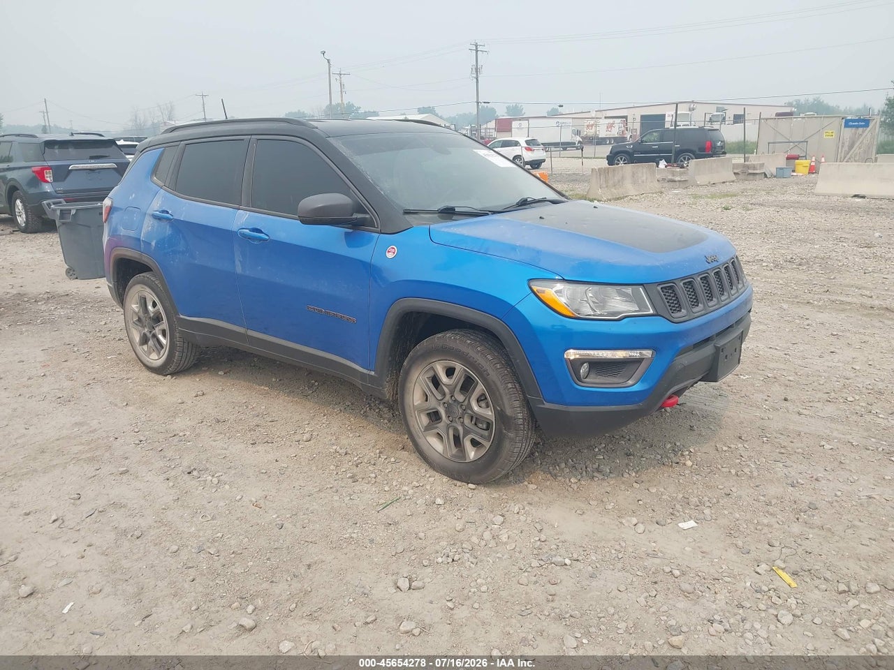 3C4NJDDB1JT****** · 2018 JEEP COMPASS TRAILHAWK