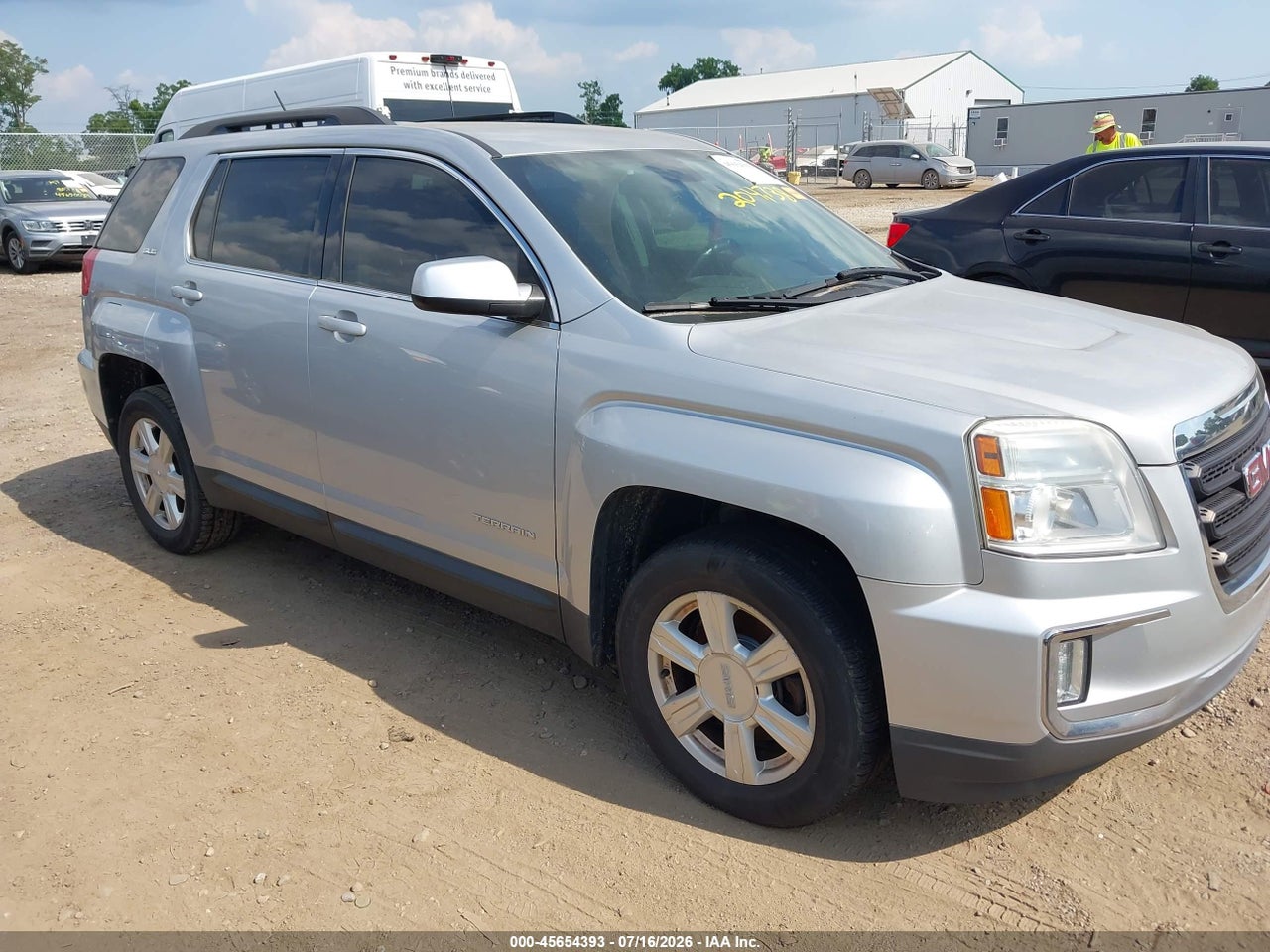 2GKFLTEK2G6****** · 2016 GMC TERRAIN SLE-2