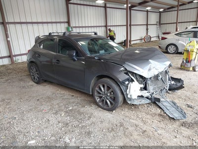 2018 MAZDA MAZDA3 TOURING
