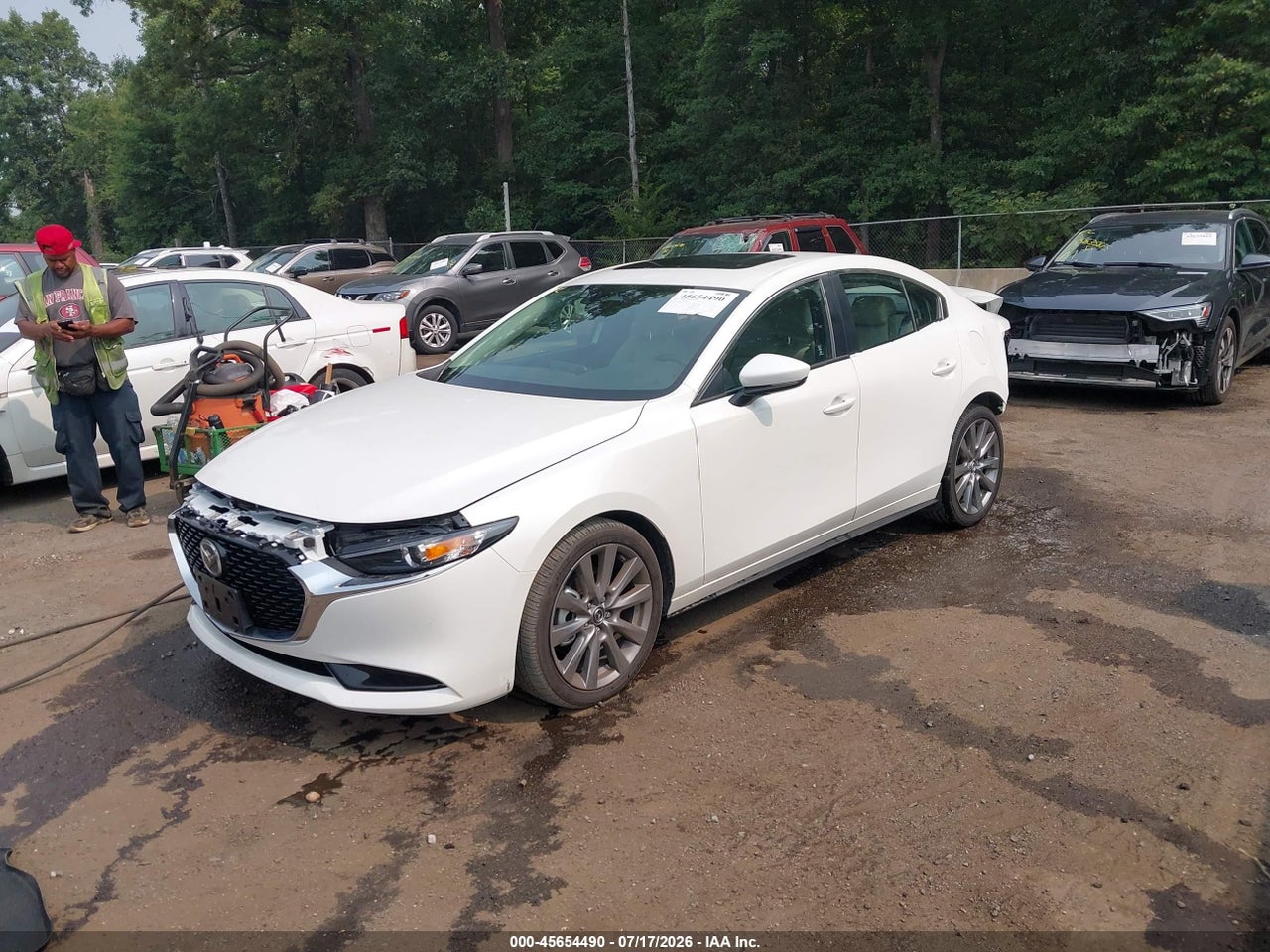 2025 MAZDA MAZDA3 2.5 S PREFERRED · 2/11