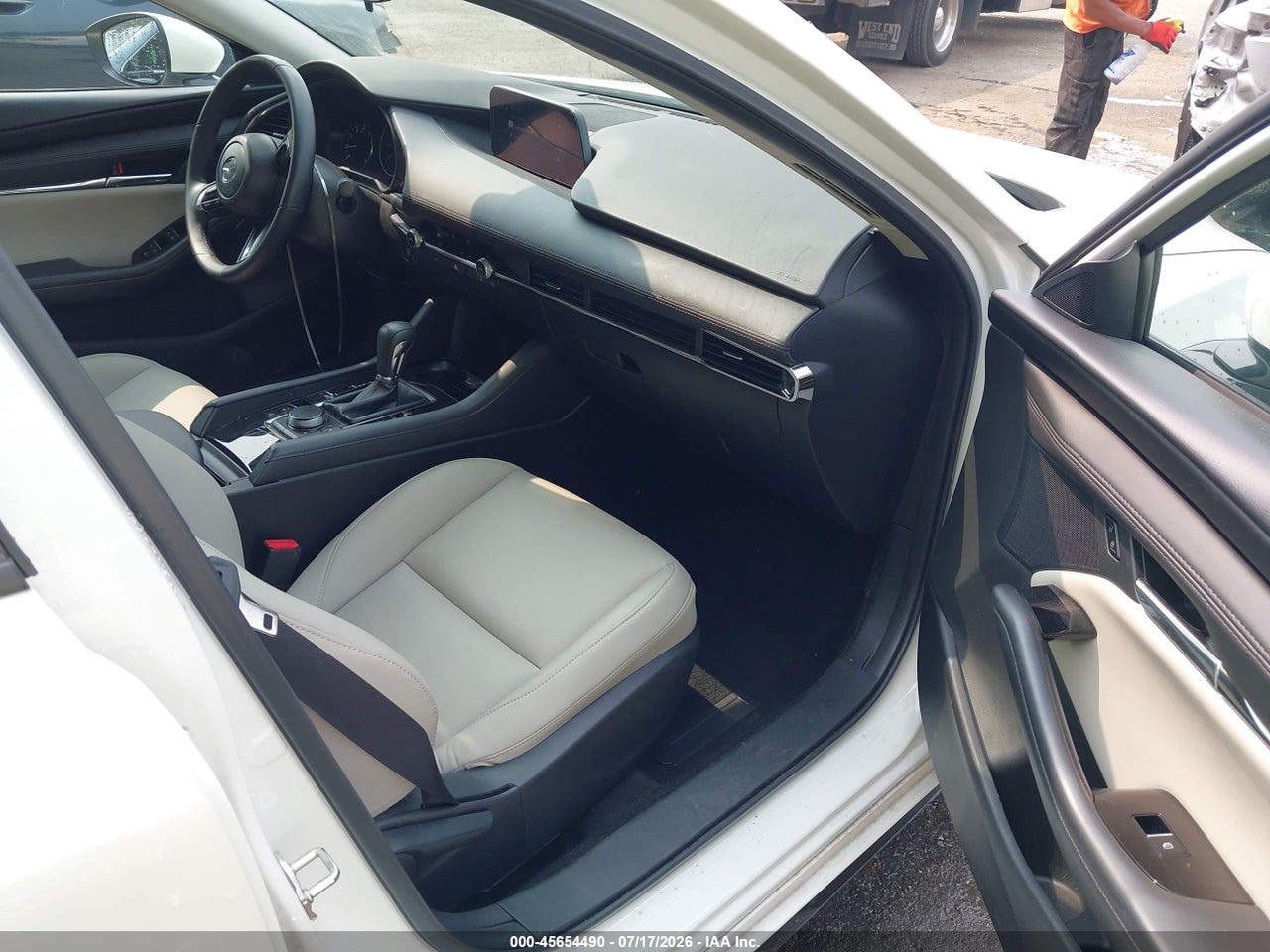 2025 MAZDA MAZDA3 2.5 S PREFERRED · 5/11