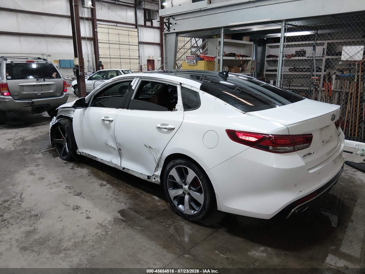 2017 KIA OPTIMA SX TURBO · 3/11