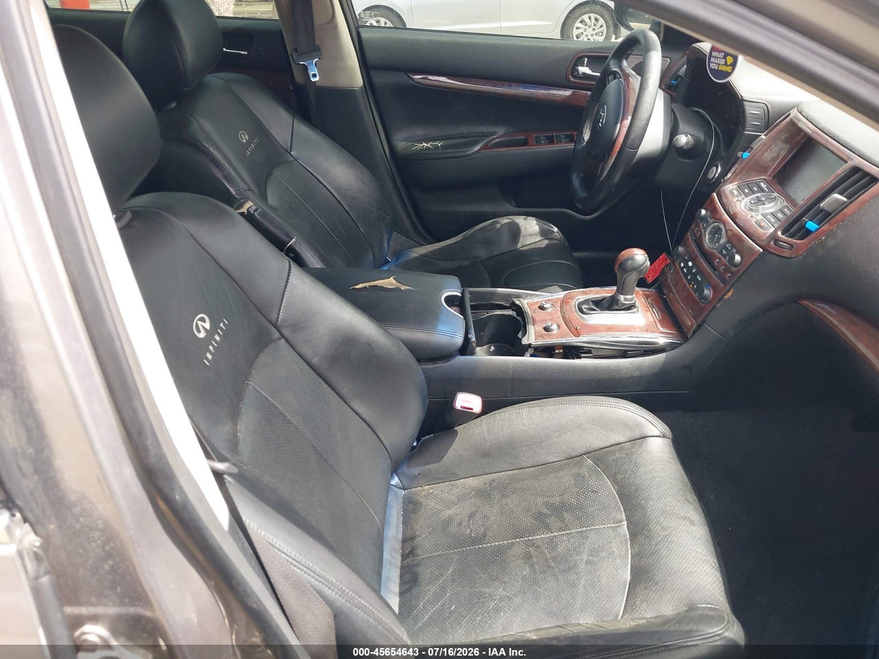 2011 INFINITI G37 JOURNEY · 5/11