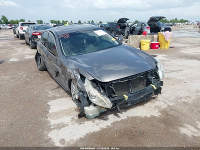 JN1CV6AP2BM****** · 2011 INFINITI G37 JOURNEY