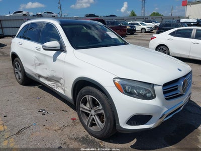 2017 MERCEDES-BENZ GLC 300