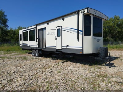4YDT40124JW****** · 2018 KEYSTONE RV KEYSTONE